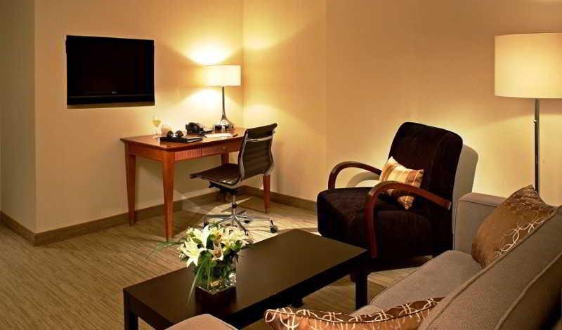 Cambridge Hotel 3*